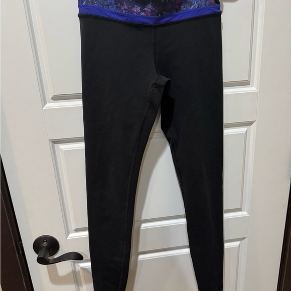 Ivivva Other - Ivivva Black Leggings with Purple and Floral Waistband